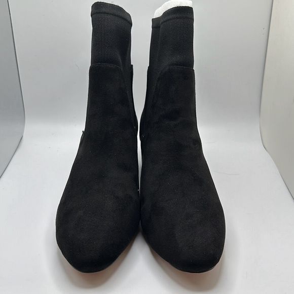 CUSHIONAIRE Women's block heel stretch boot with Memory Foam Padding 8 WIDE BLAC - Picture 2 of 7